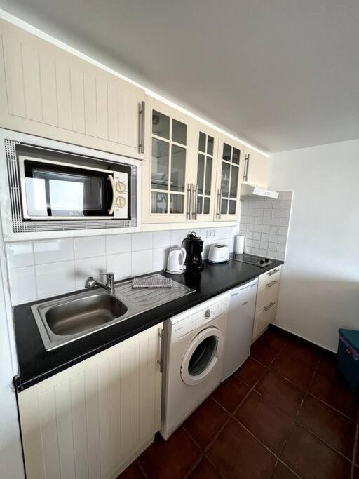 Casa Breen - Spacious 1 Bedroom Apartment In Matagorda With Communal Pool Tías Exteriér fotografie